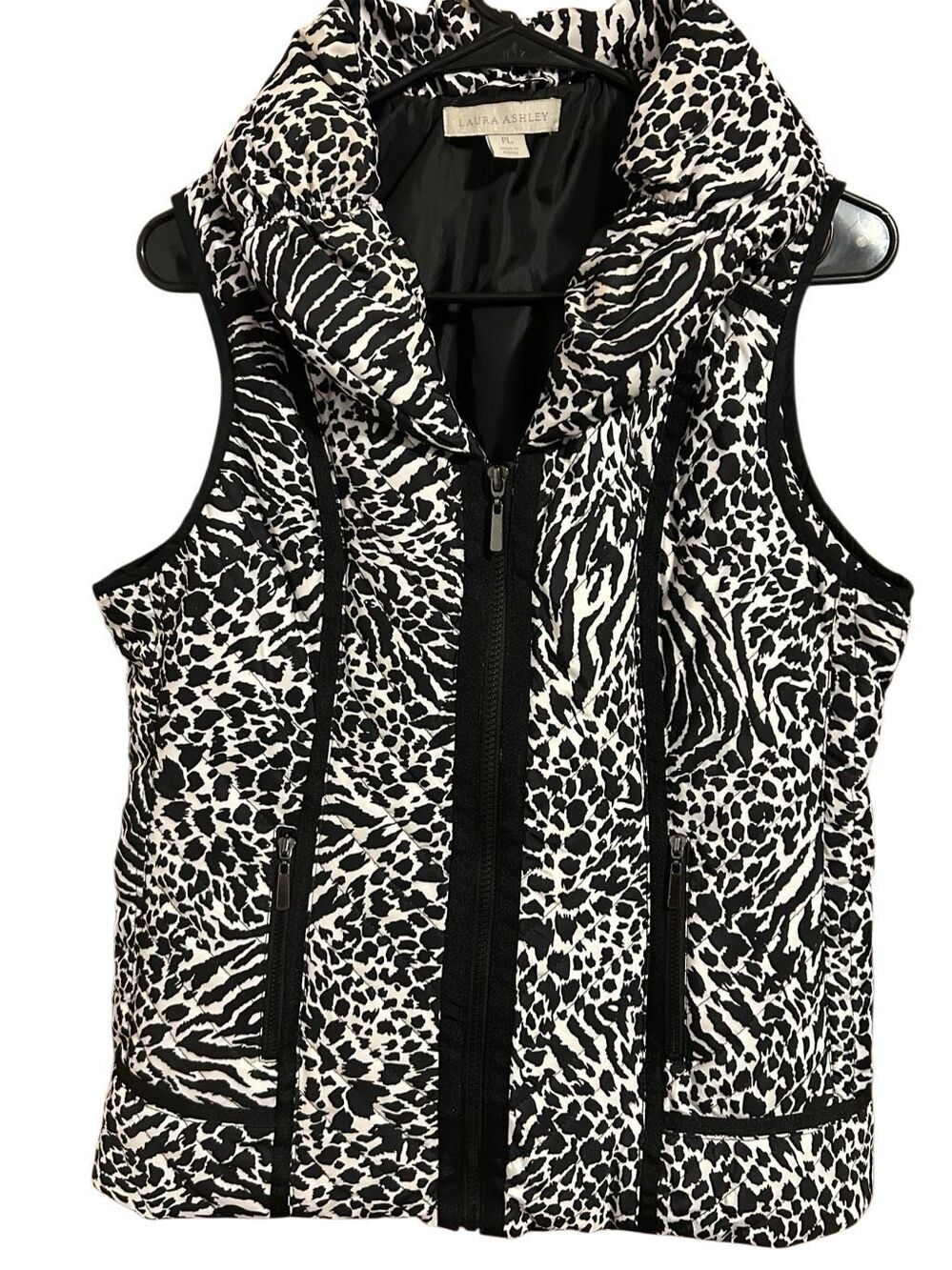 Laura Ashley Womens Petite Large Puffer Vest Animal Print Zebra Leopard Quilted
